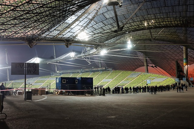 尤其是在建 尤其是在建