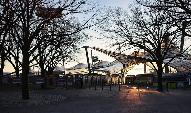 关键时刻发 关键时刻发